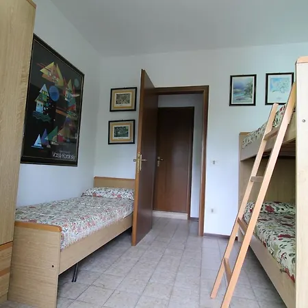Valbella Con Piscina Lägenhet