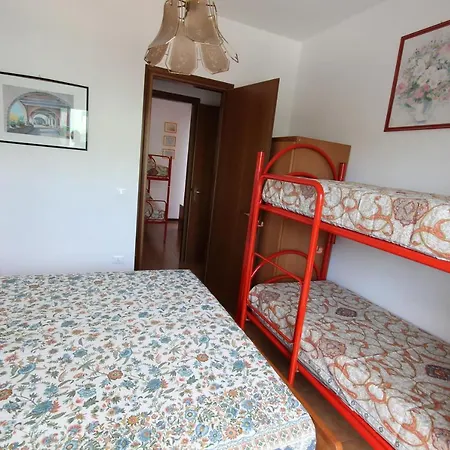 Lägenhet Valbella Con Piscina *