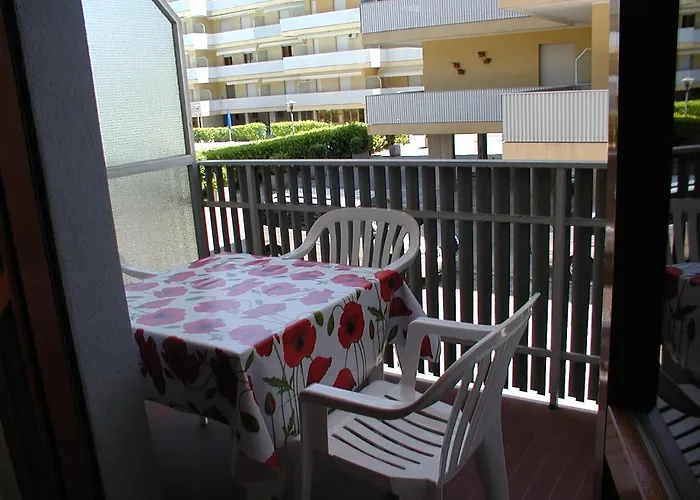 Valbella Con Piscina Μπιμπιόνε