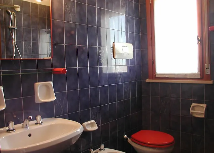 Valbella Con Piscina * Μπιμπιόνε