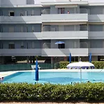 Valbella Con Piscina Apartment