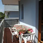 Valbella Con Piscina Lejlighed Bibione
