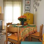 Appartement Valbella Con Piscina