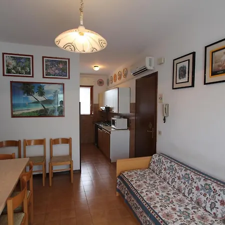 Valbella Con Piscina Διαμέρισμα