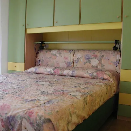Valbella Con Piscina Μπιμπιόνε